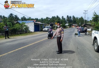 Stang Motor Disenggol Mobil, Pensiunan PNS Alami Luka Berat Dikepala