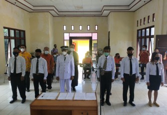 acara pelantikan Kades Bereng Jun dan peresmian anggota BPD Desa Tumbang Sepan bertempat di GPU Kecamatan Manuhing, Kabupaten Gunung Mas