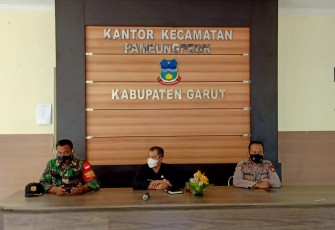 Rakor Forkopimcam Dalam Rangka Percepatan dan Vaksinasi Di Kec Pameungpeuk Kab Garut