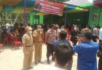 Antusias masarakat pekon bakhu kec batu ketulis kab Lambar dalam mengikuti vaksin tahap pertama