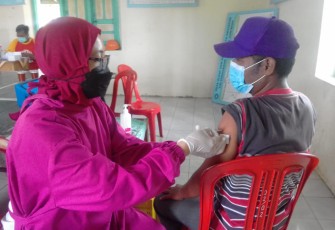 Pelaksanaan Vaksinasi Covid-19 Tahap Kedua di Juwiring, Klaten