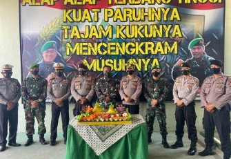 Polres Pesawaran Mendatangi Kompi Senapan A  Yonif 143 Yon 9 Dan Yon 7 Brigif Marinir Piabung Dalam Rangka HUT ke-76 TNI