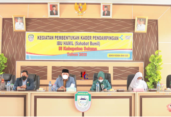Penyerahan Piagam Tanda Kehormatan Presiden RI Bintang Jasa Naharya Kepada Almarhumah Densi Seswita