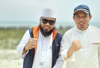 Berkat Helmi-Dedy, Ratusan Ijazah Siswa Telah Merdeka