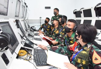 Taruna AAL Korps Pelaut Jalani Latihan Manuvra Taktis
