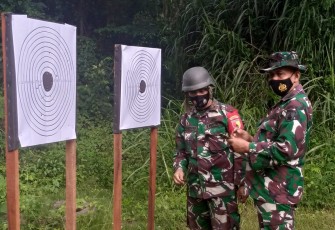 Menjaga Kemampuan Menembak Prajurit 