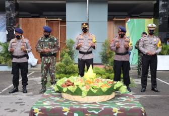 Kapolres Tulungagung memimpin Kegiatan Silaturahmi dan Syukuran Eks Brimob Nusantara Polres Tulungagung dalam rangka HUT BRIMOB ke 76 Tahun 2021