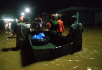 Penyaluran logistik