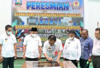 Peresmian Gedung KONI Pesibar Oleh Agus Istiqlal
