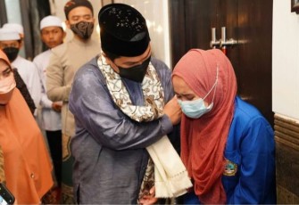 Hafidzah 30 Juz Mendapat Hadiah Umrah dari Menteri BUMN Erick Thohir