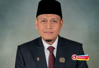 Wakil Ketua DPRD Kota Blitar Agus Zunaidi (foto : DPRD Kota Blitar untuk Klikwarta.com)
