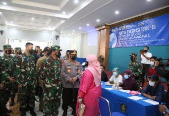 Panglima TNI dan Kapolri Ajak Civitas Akademik Pemuda hingga Ormas Terlibat Aktif Percepat Vaksinasi