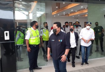 Tiga Menteri Kabinet Indonesia Maju Yakni Menteri BUMN Erick Thohir, Menteri Perhubungan Budi Karya Sumadi dan Menteri Sekretaris Negara Pratikno Melakukan Kunjungan Kerja 