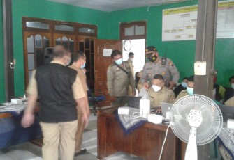 Kapolsek Patebon Pantau Kegiatan Vaksinasi di Kecamatan Patebon