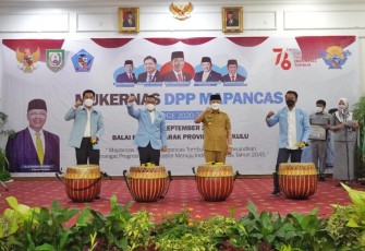 Gubernur Rohidin Buka Mukernas Mahasiswa Pancasila