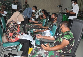 Satuan Jajaran Korem 033/Wira Pratama Gelar Donor Darah