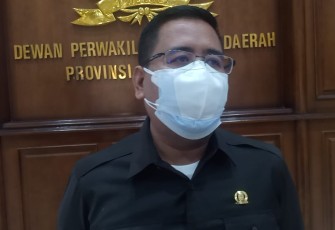Wakil ketua DPRD Jatim Anwar Sadad