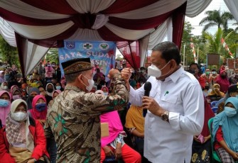 Tinjau Gebyar Vaksin Kec. Kerkap, Bupati Ingatkan Warga Jangan Kendor Prokes