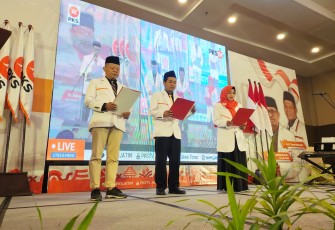 Lantik Dewan Pakar, PKS Jatim Rangkul Semua Kalangan