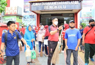 Rutan Bengkulu Galakan Jumat Bersih
