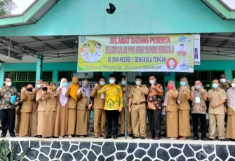 Gubernur Bengkulu Melakukan Monitoring Secara Langsung Peserta Seleksi PPPK Di Sma Negeri 1 Bengkulu Tengah
