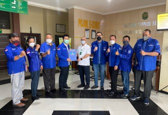 Dukung Tim Hukum DPP Demokrat, Emil Dardak Datangi PT TUN Surabaya