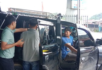 Polisi pasca OTT oknum guru di Kepahiang, Selasa (22/11/2022). 