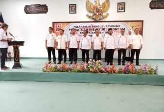 Prosesi pelantikan Pengurus Persatuan Insinyur Indonesia Aceh Timur