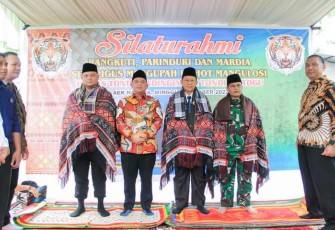Bupati Labuhanbatu saat Hadiri Acara Silaturahmi Parsadaan Marga Rangkuti