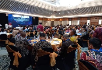 Sekda Labuhanbatu saat Hadiri Rakor Dengan Menpan RB