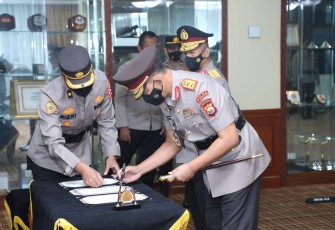 Sertijab Kapolda Bengkulu, Jumat (30/12) di Markas Besar (Mabes) Polri.