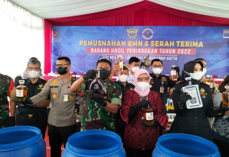 Dandim 0506/Tgr saat Hadiri Pemusnahan BMN Bea Cukai Soekarno Hatta