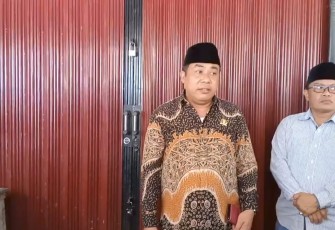 DPRD Kota Bengkulu Buka Segel Kios Pedagang Pasar Pagar Dewa
