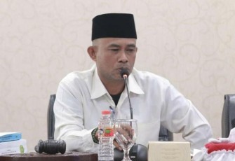 Ketua DPRD Kota Bengkulu Suprianto  