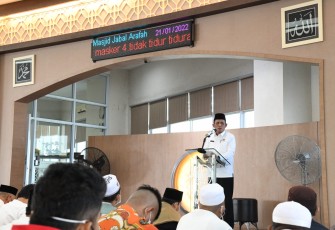 Menparekraf RI dan Gubernur Kepri Shalat Jumat di Masjid Jabal Arafah Batam 