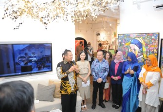 Bamsoet saat Buka Pameran Lukisan 'Immersive Colors'