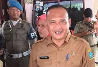  Kepala Dinas Sosial Bintan Edi Yusri 