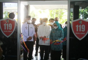 Gubernur Rohidin saat meresmikan Rumah Vaksin 24 Jam COVID-19 yang digagas TP PKK Kabupaten Rejang Lebong, Rabu (13/04/2022).
