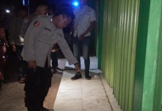 Polisi saat Olah TKP 