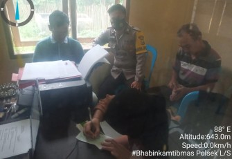 Proses mediasi dilakukan Anggota Bhabinkamtibmas Polsek Lebong Selatan Polres Lebong Polda Bengkulu BRIGPOL Hari Sutami pada sore hari Senin (15/08).