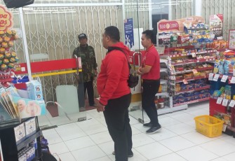 Polisi saat Olah TKP 