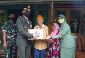 Prajurit Wijayakusuma saat Anjangsana Veteran dan Warakawuri