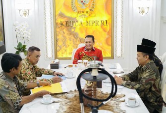 amsoet saat menerima Forum Pembauran Kebangsaan DKI Jakarta, di Jakarta, Selasa (29/11/22).
