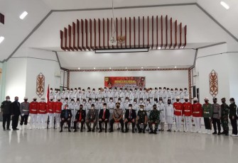 Pengukuhan Paskibra Kabupaten Gunung Mas