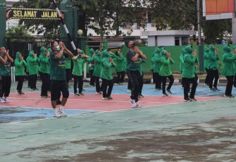  Senam Sehat Bersama Prajurit Kodim dan Persit