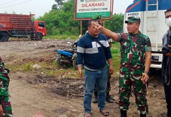 Dandim 0503/JB Letkol Kav I Made Maha Yudhiksa, S.Sos., MM saat mengecek langsung ke lokasi, Rabu (30/3/2022).