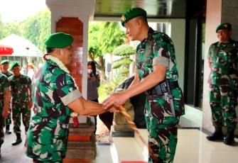  Brigjen TNI Sachono saat Diterima Sebagai Warga Baru Kodam IX/Udayana