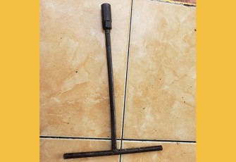 Barang Bukti Kunci T saat diamankan petugas
