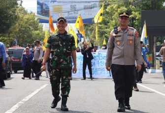 Dandim 0801/Pacitan Pimpin Pengamanan Unras