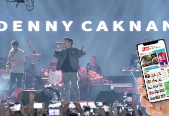Penampilan penyanyi Denny Caknan dalam Konser Musik Hari Jadi Kabupaten Karanganyar ke-105, di alun-alun setempat pada Rabu (23/11/2022) malam. (Foto : Istimewa)